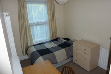 4 bed house, Empshott Road, Southsea, Portsmouth, PO48BY - Image 10